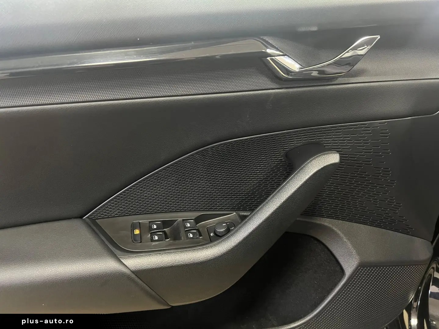 Skoda Octavia1.5 Tsi 110kw Mhev Dsg AmbitionPosibilitate fin