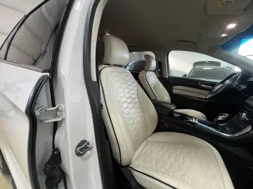 FORD EDGE 4X4 VIGNALE 2.0 D Posibilitate finantare