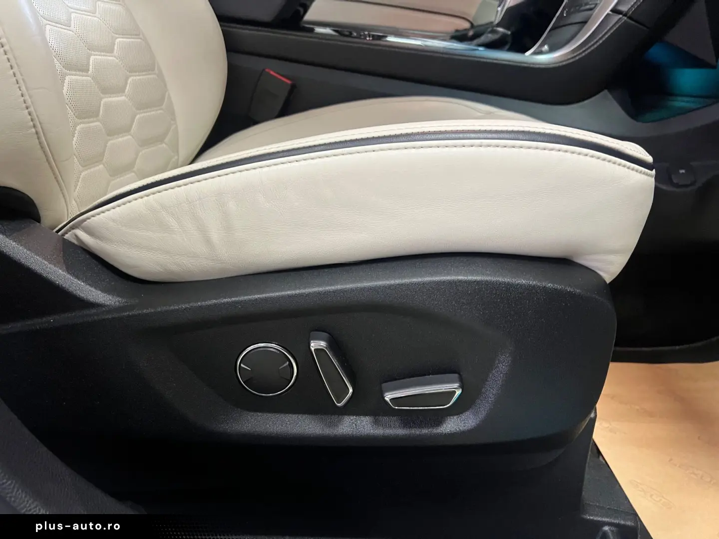 FORD EDGE 4X4 VIGNALE 2.0 D Posibilitate finantare