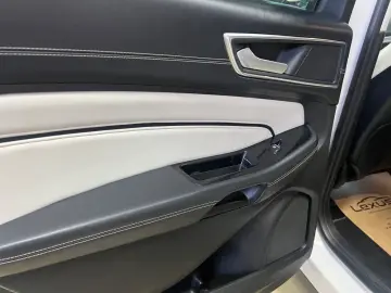 FORD EDGE 4X4 VIGNALE 2.0 D Posibilitate finantare