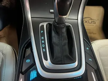 FORD EDGE 4X4 VIGNALE 2.0 D Posibilitate finantare