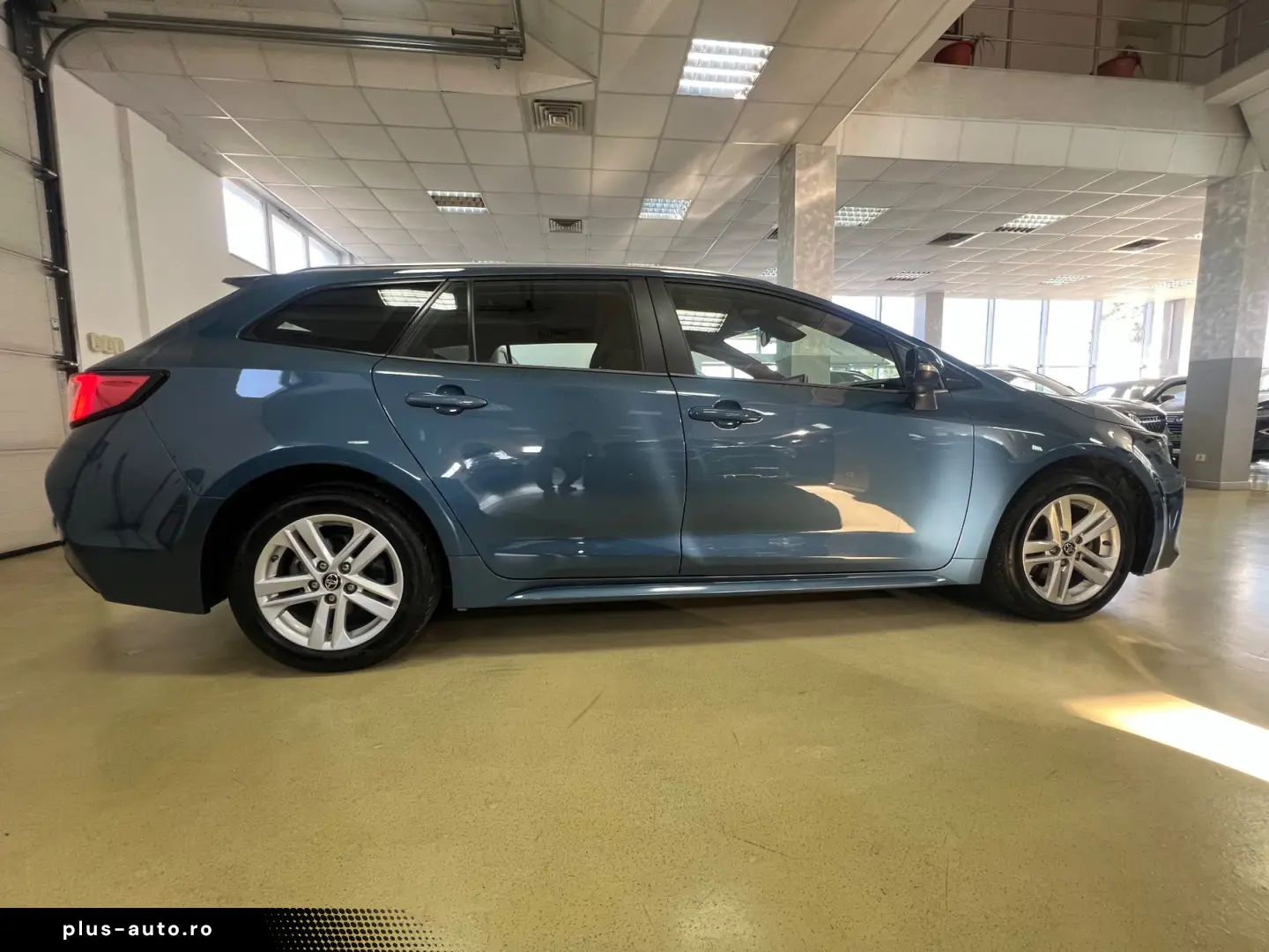 TOYOTA Corolla Hybrid Business  Posibilitate finantare