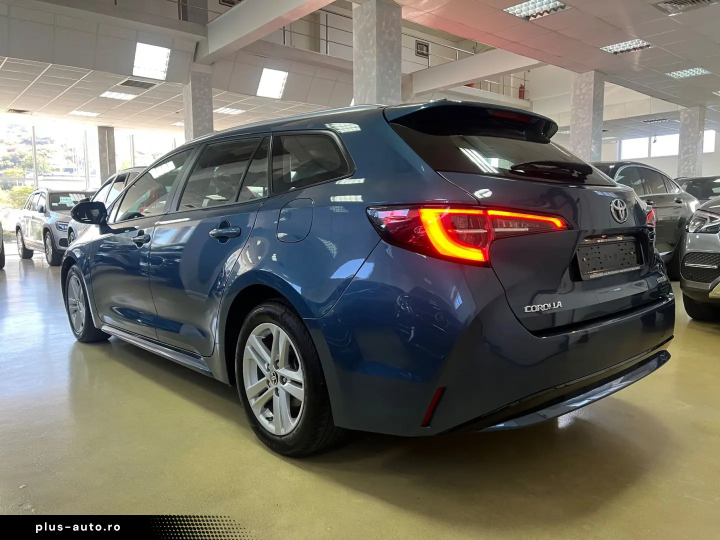 TOYOTA Corolla Hybrid Business  Posibilitate finantare