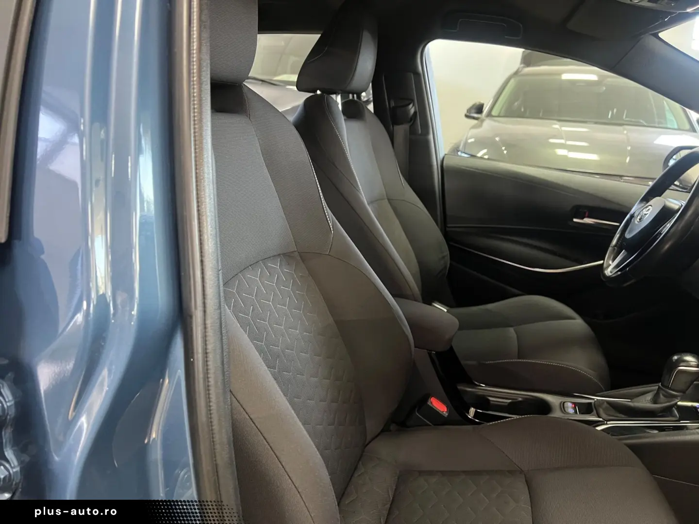 TOYOTA Corolla Hybrid Business  Posibilitate finantare