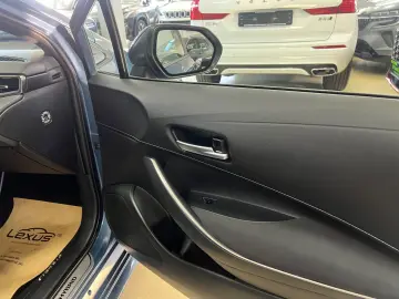 TOYOTA Corolla Hybrid Business  Posibilitate finantare