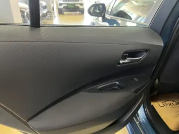 TOYOTA Corolla Hybrid Business  Posibilitate finantare