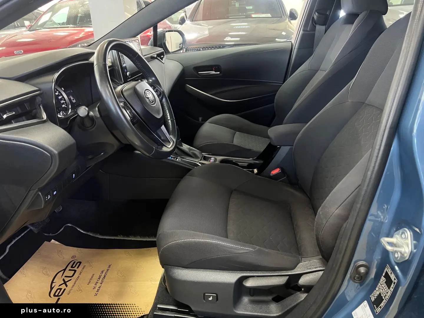 TOYOTA Corolla Hybrid Business  Posibilitate finantare