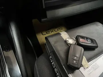 TOYOTA Corolla Hybrid Business  Posibilitate finantare