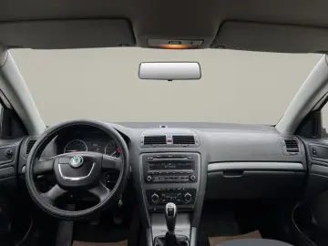Skoda Octavia 1.6 TDI AMBITION