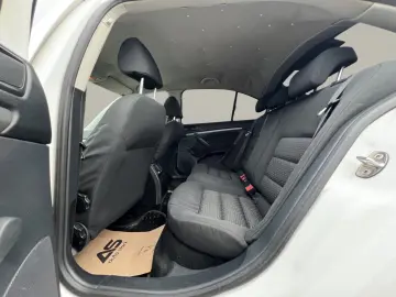 Skoda Octavia 1.6 TDI AMBITION