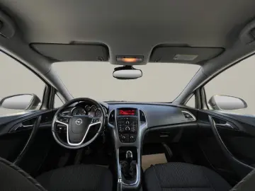 Opel Astra Gen-J-2009-2018