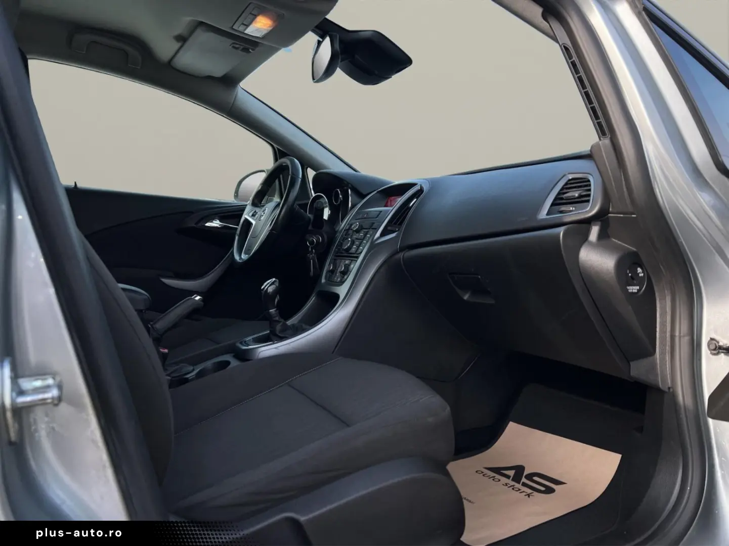 Opel Astra Gen-J-2009-2018