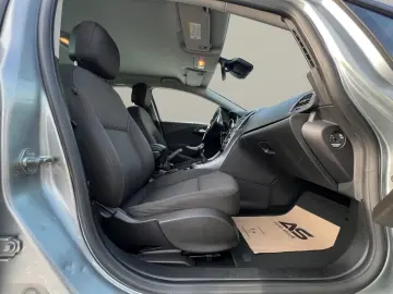 Opel Astra Gen-J-2009-2018