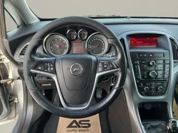 Opel Astra Gen-J-2009-2018