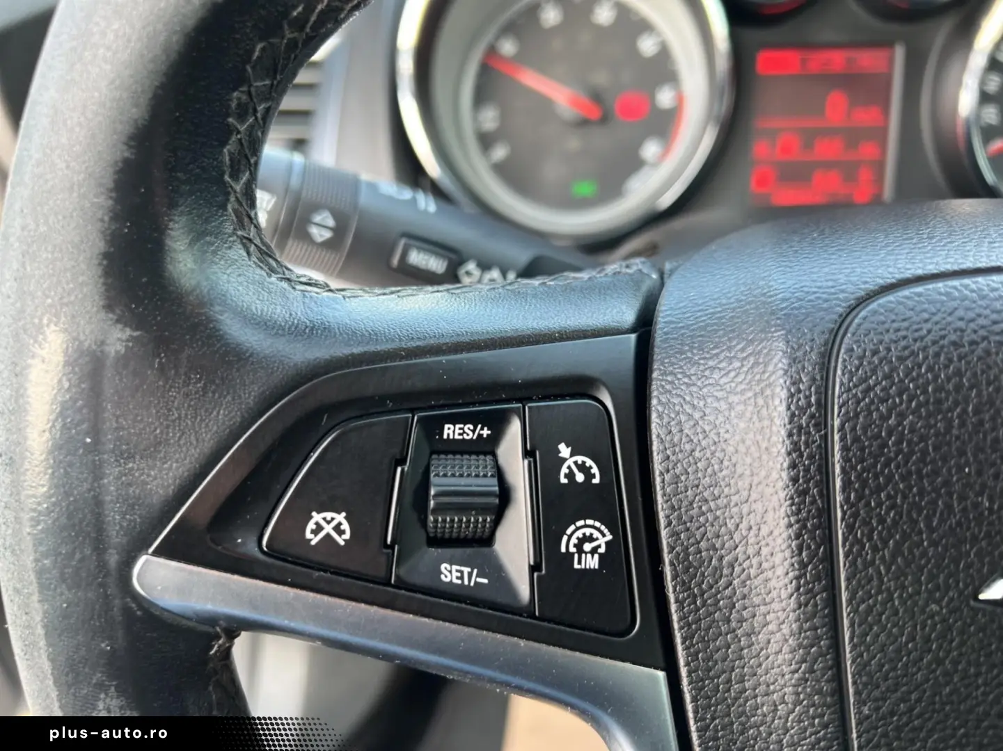 Opel Astra Gen-J-2009-2018