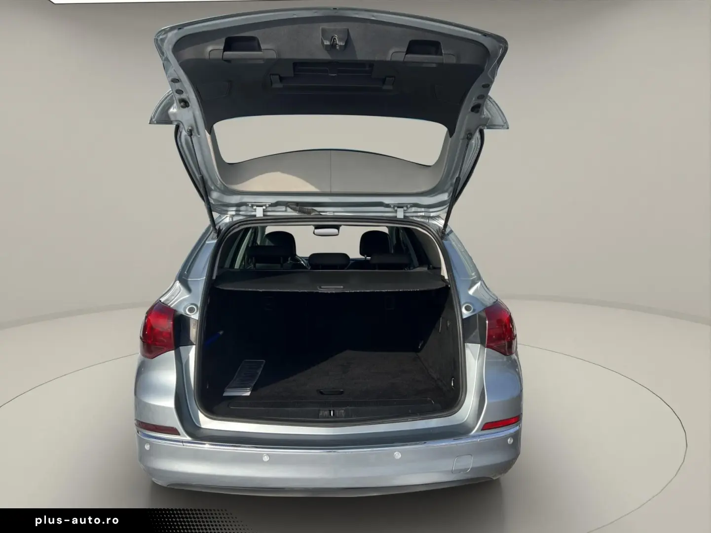 Opel Astra Gen-J-2009-2018