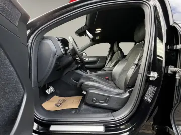 Volvo XC 40 P8 AWD Recharge RDesign
