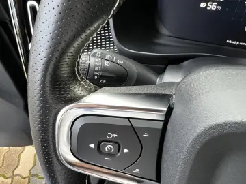 Volvo XC 40 P8 AWD Recharge RDesign