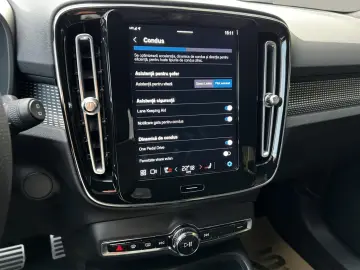 Volvo XC 40 P8 AWD Recharge RDesign