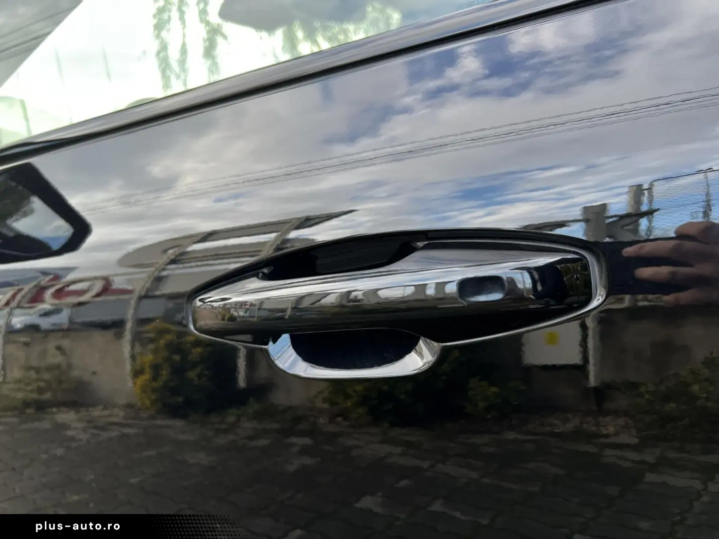 Volvo XC 40 P8 AWD Recharge RDesign