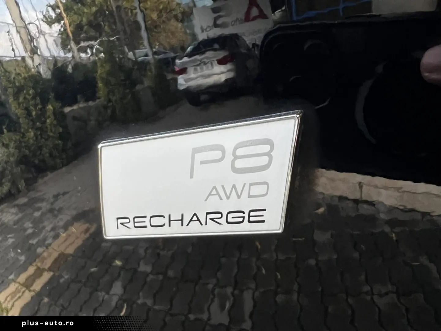 Volvo XC 40 P8 AWD Recharge RDesign