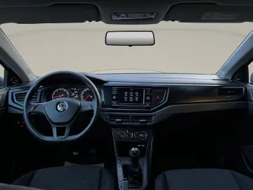 Volkswagen Polo Gen-Vi-2017