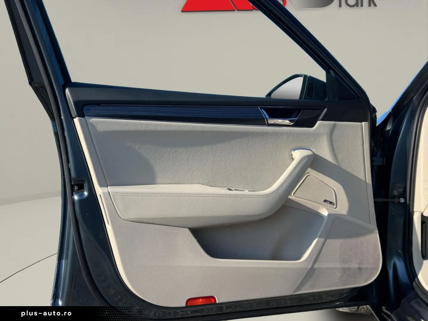 Skoda Superb Gen-Iii-2015