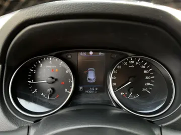 Nissan Qashqai Gen-Ii-2013-2021