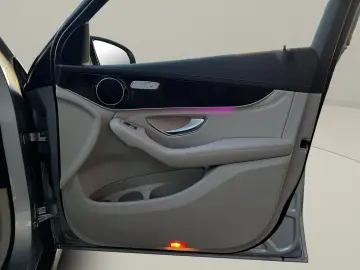 Mercedes-Benz GLC 300 de 4Matic 9G-TRONIC Exclusive