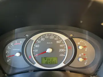 Hyundai Tucson Gen-I-2004-2010