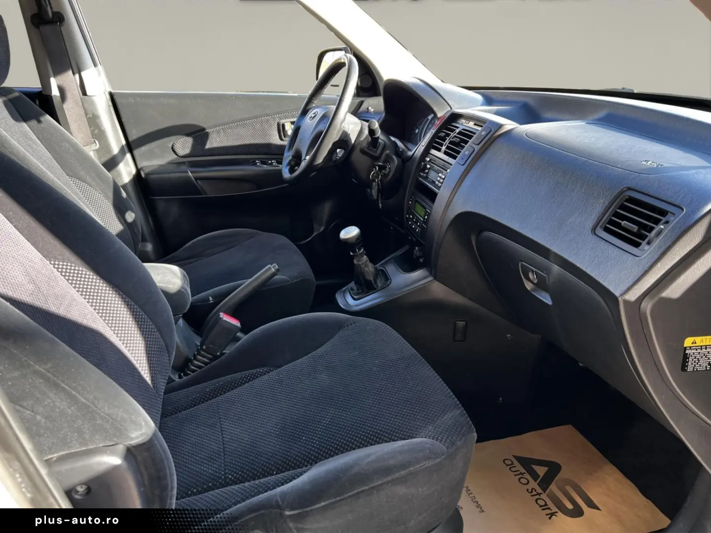 Hyundai Tucson Gen-I-2004-2010