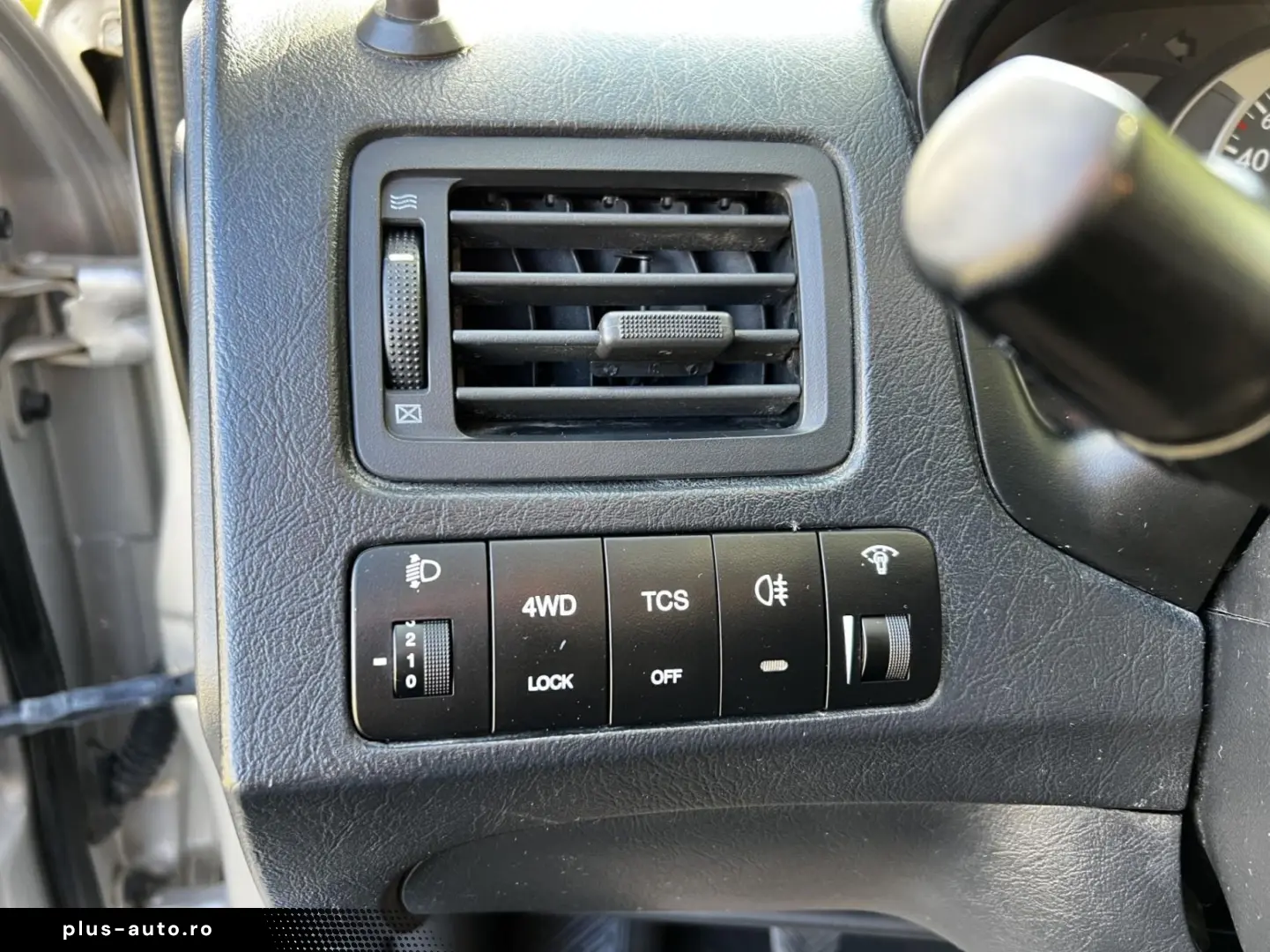 Hyundai Tucson Gen-I-2004-2010