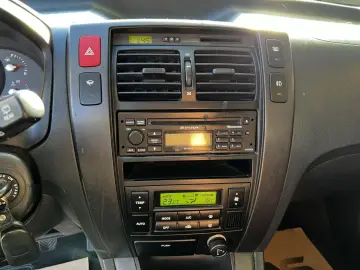 Hyundai Tucson Gen-I-2004-2010