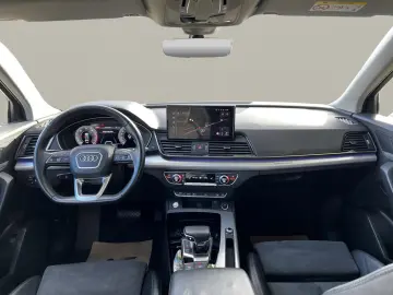 Audi Q5 40 TDI quattro S tronic MHEV Advanced