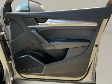 Audi Q5 40 TDI quattro S tronic MHEV Advanced