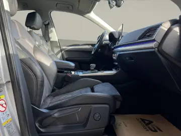 Audi Q5 40 TDI quattro S tronic MHEV Advanced