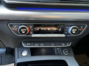 Audi Q5 40 TDI quattro S tronic MHEV Advanced