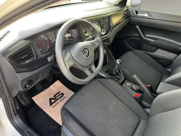 Volkswagen Polo Gen-Vi-2017