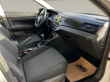 Volkswagen Polo Gen-Vi-2017