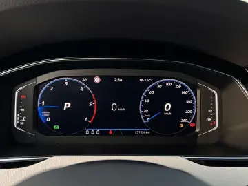 Volkswagen Passat Gen-B8-2014