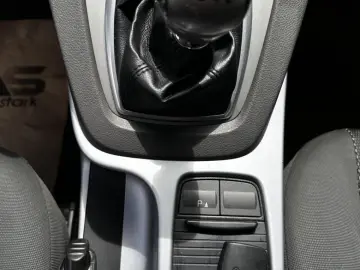 Ford Kuga Gen-I-2008-2012