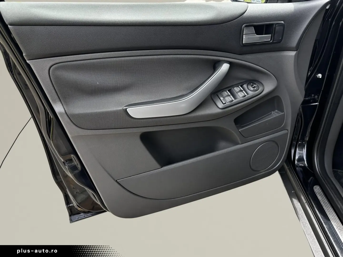 Ford Kuga Gen-I-2008-2012