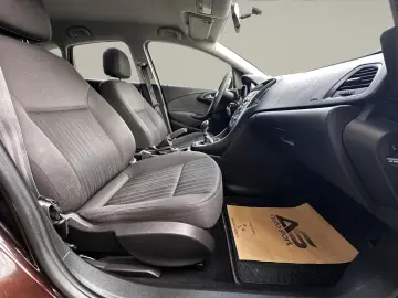 Opel Astra Gen-J-2009-2018