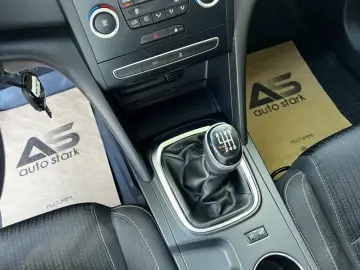 Renault Megane TCe 140 GPF Life