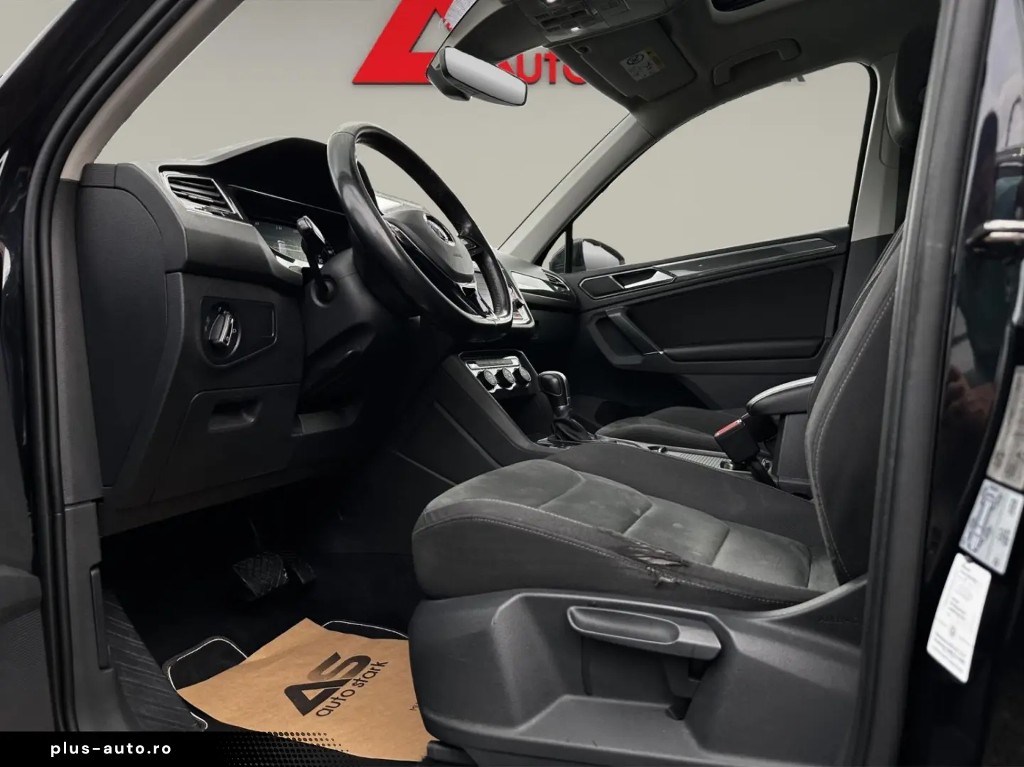 Volkswagen Tiguan Gen-Ii-2016