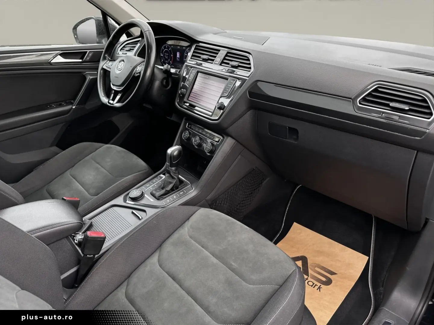 Volkswagen Tiguan Gen-Ii-2016