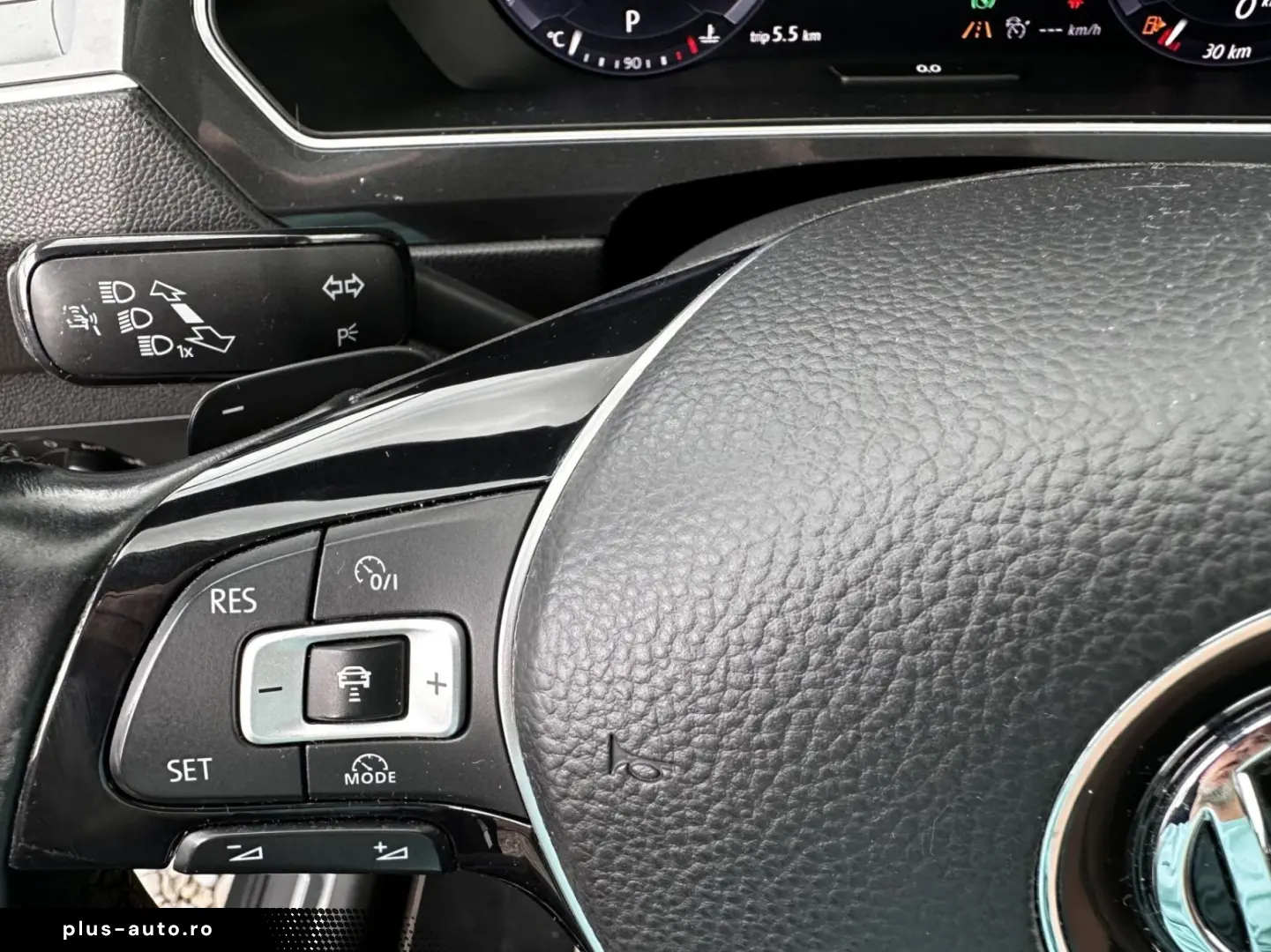 Volkswagen Tiguan Gen-Ii-2016