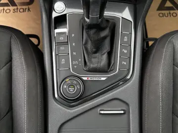 Volkswagen Tiguan Gen-Ii-2016