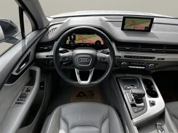 Audi Q7 Gen-4M-2015