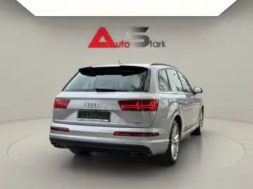 Audi Q7 Gen-4M-2015